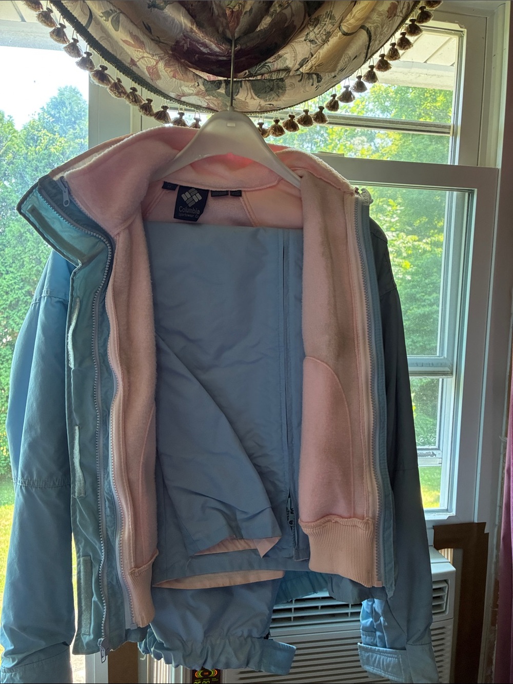 Columbia Women's Snow suit Light Blue Puffer Jacket with Pink Fleece Liner